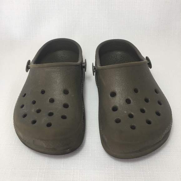 Toddler Crocs Classic Clog Chocolate Brown Sz 6/7 - Picture 2 of 8
